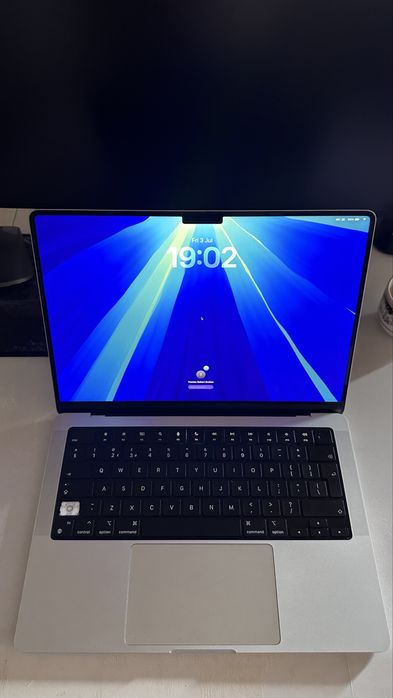 Macbook Pro M1 Pro 14 inch , 16GB, 512GB