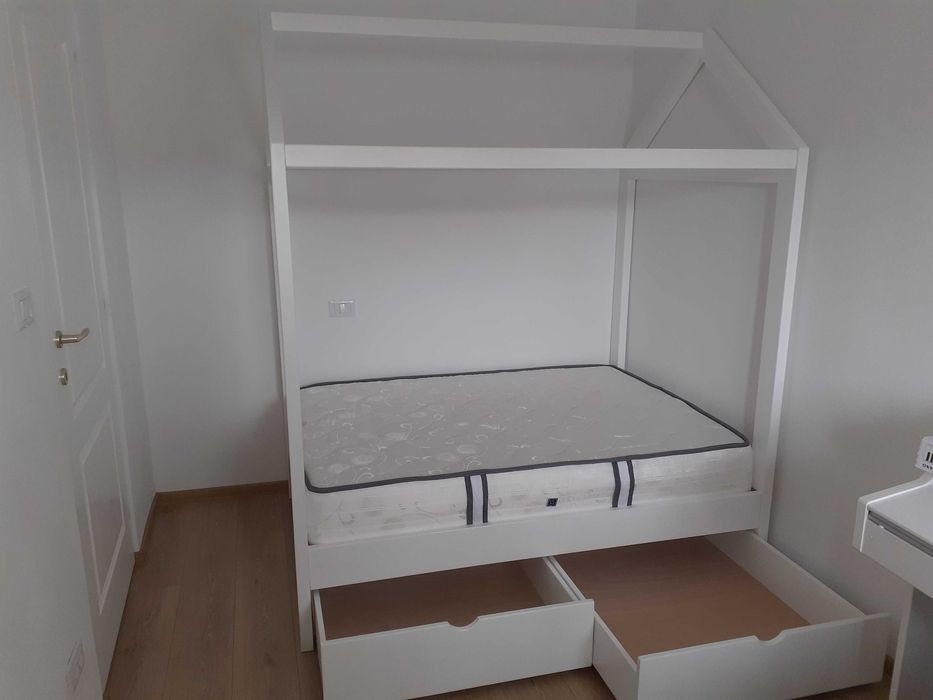 TRANSPORT GRATUIT.Pat tip casuta,cod 405