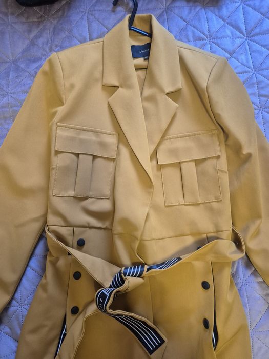 Елегантен костюм Junona ,цвят горчица