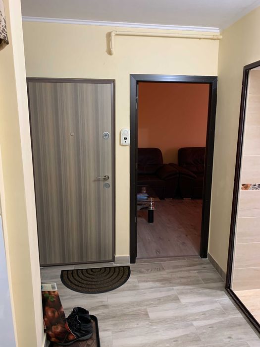 Vanzare apartament 2 camere zona Republicii