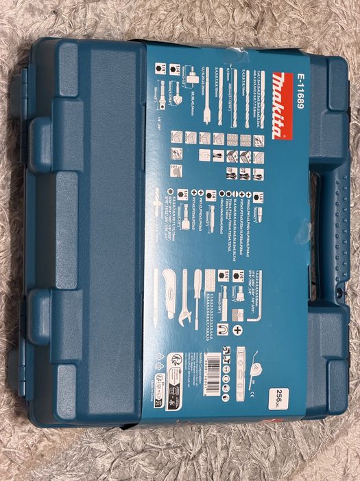 Комплект инструменти Makita E-11689, 256 части