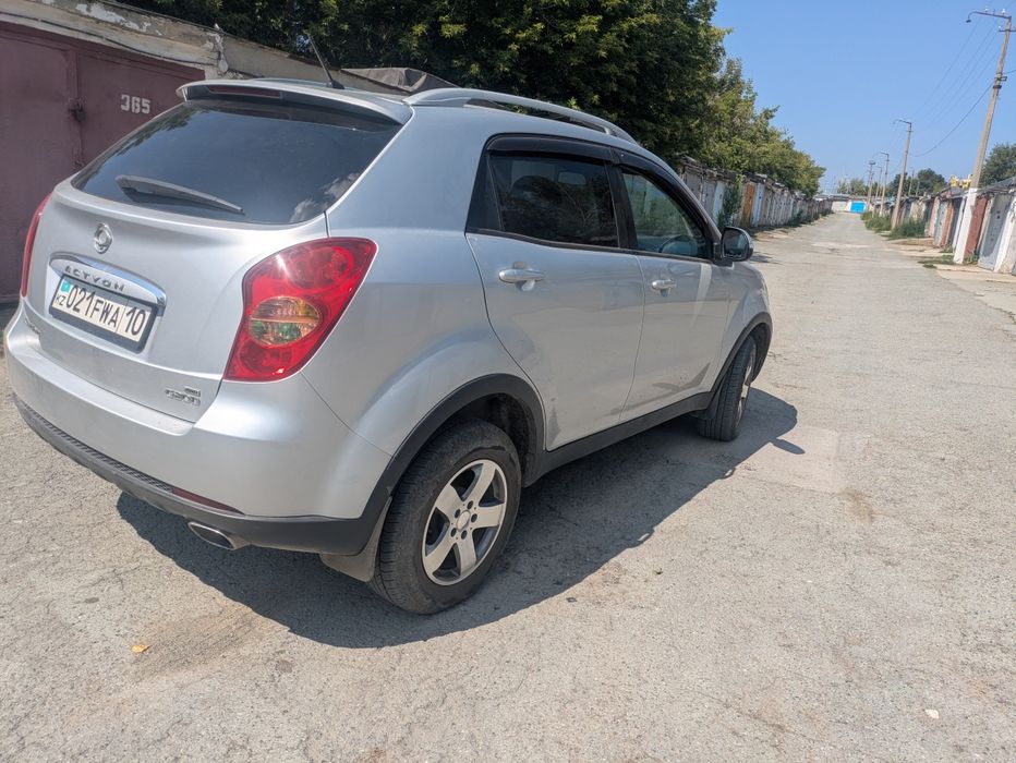 Ssan yong aktion 2012