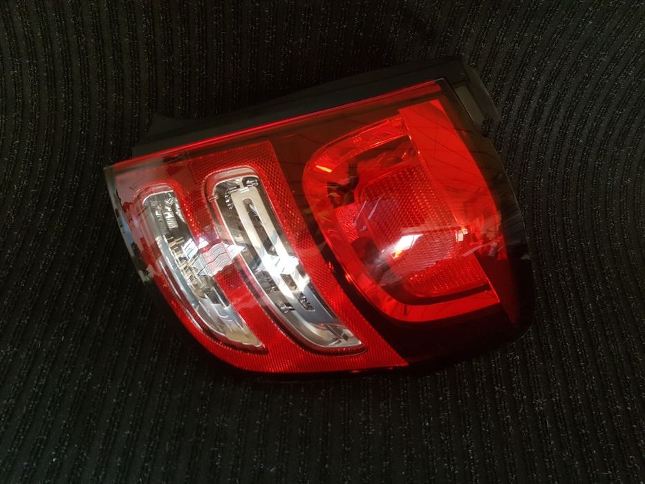 Оригинален Десен Стоп за Citroen C3 2011 Ситрпен Ц3 2009г.-2016г.