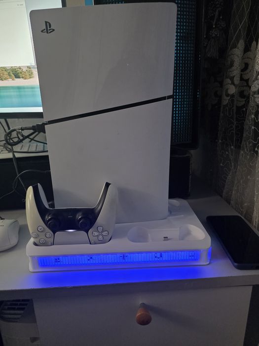 PlayStation 5 slim disk modat