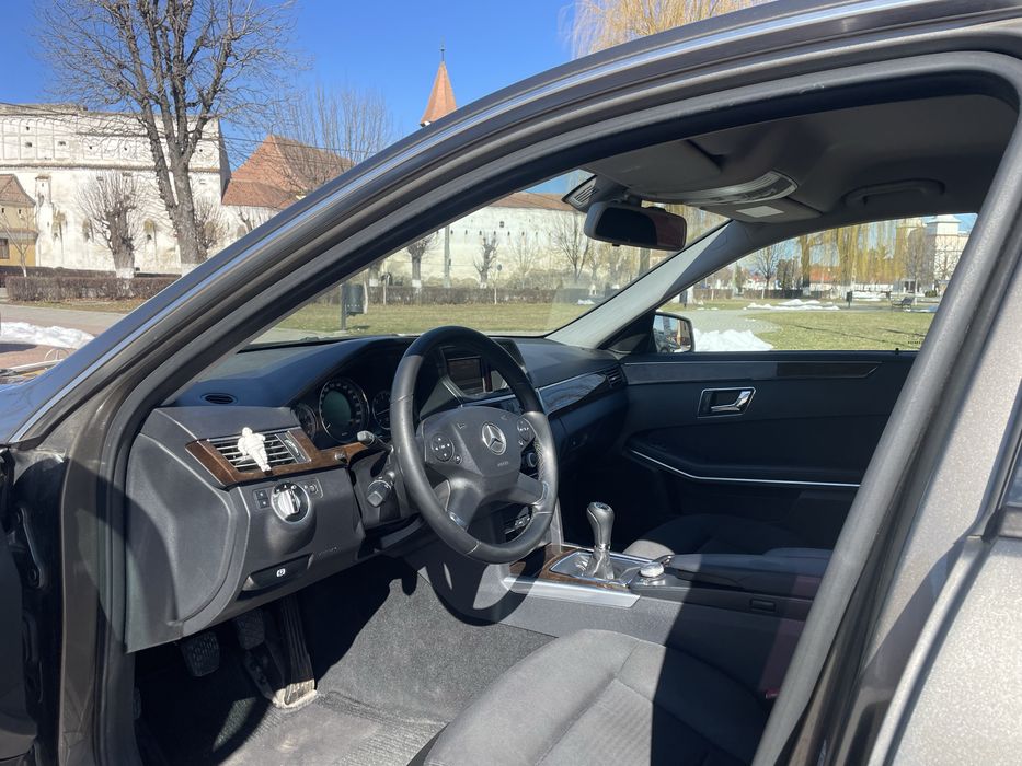 Mercedes E class e200 w212