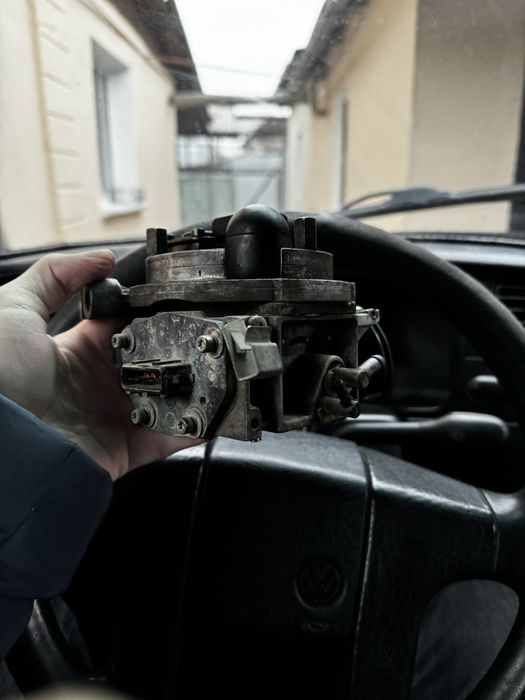 Моновпрыск гольф 3 1.8