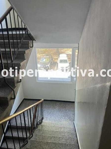 Продава се Двустаен апартамент в Пловдив, Христо Смирненски - 60 кв.м за 1867 €/кв.м - Снимка #6