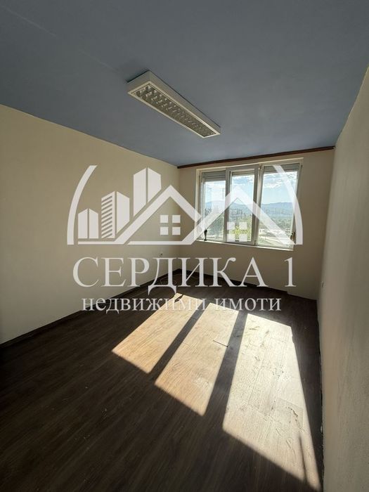 Продава се Тристаен апартамент в Благоевград, Еленово 1 - 65 кв.м за 651 €/кв.м - Снимка #1