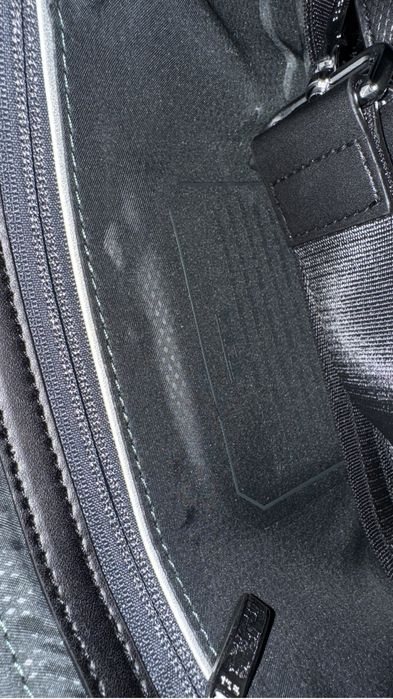 Продам Сумку(Барсетку) TUMI