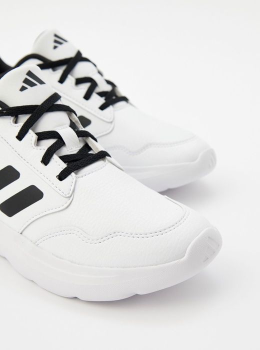 Adidas кроссовки