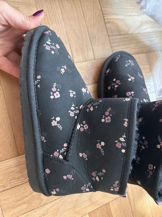 Топли къси боти за момиче размер 31 НОВИ