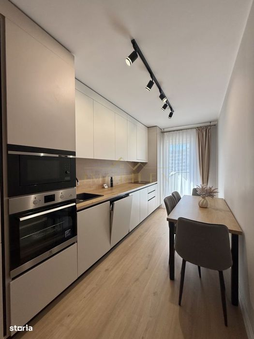 Apartament 3 camere, mobilat LUX, bloc nou, zona Eroilor