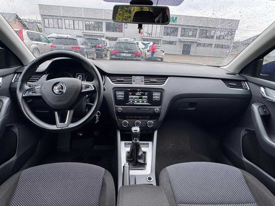 SKODA Octavia 2015 — imagine 3