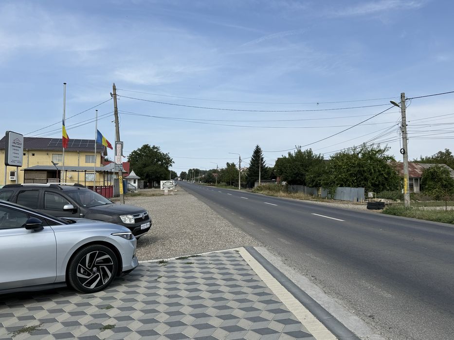 Spațiu Comercial + Teren 2.150 mp | 35 m Deschidere la DN | Buhuși