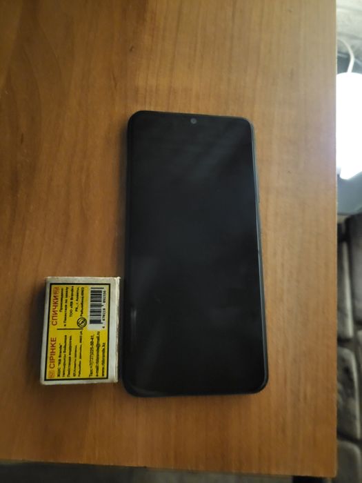 Продам телефон Vivo 1820