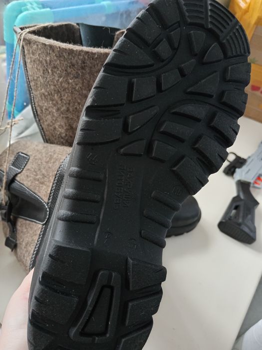 Продаю сапоги Полярник