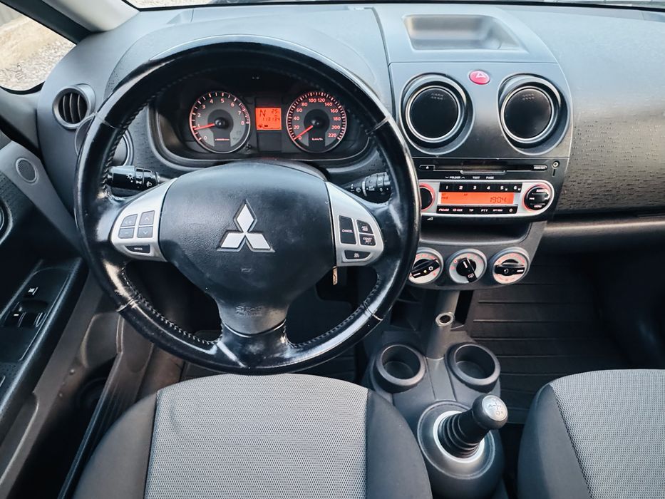 Mitsubishi Colt 1,3 benzina  MPI AT Invite AUTOMAT