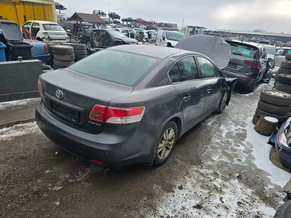 Dezmembrez Toyota Avensis Saloon _T27_ 2012 2.0 D-4D 1Ad-Ftv 93Kw|126H