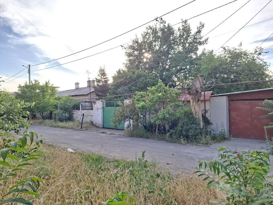 Продаётся дом на земельном участке площадью 662 кв.м