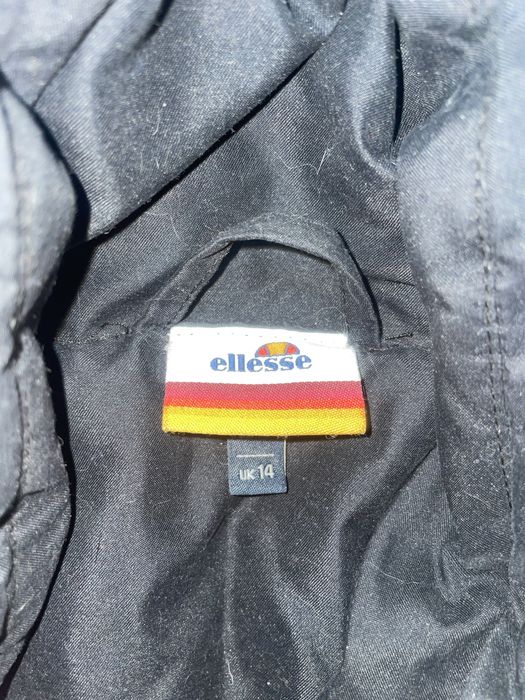 Куртка Ellesse .