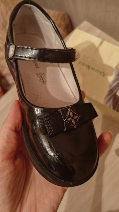 Туфли кожаные на девочку