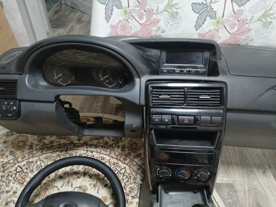 Панель приора 2 всборе борода