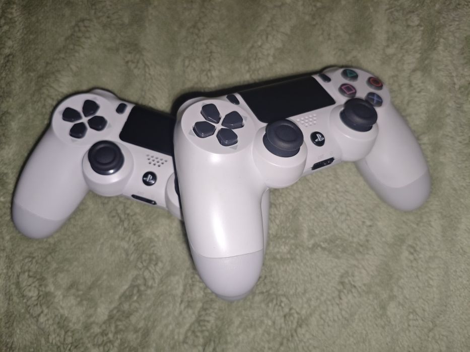 Sony DualShock 4 Wireless Controller