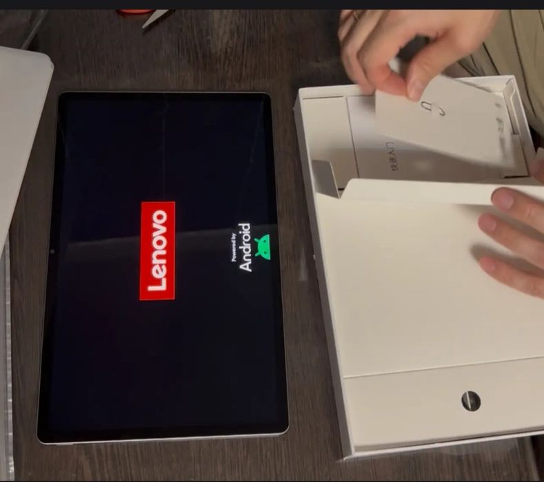 ® Lenovo Xiaoxin pad pro.