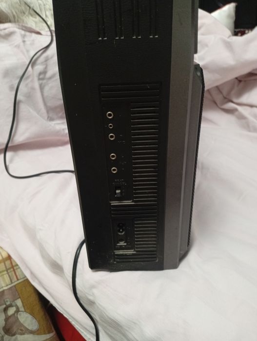 Radio caset MultiTech  7900  Auto reverse