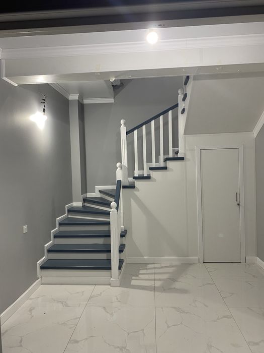 Лестницы деревянные