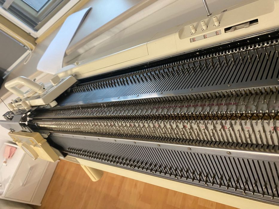 Вязальная машина BROTHER KH-868