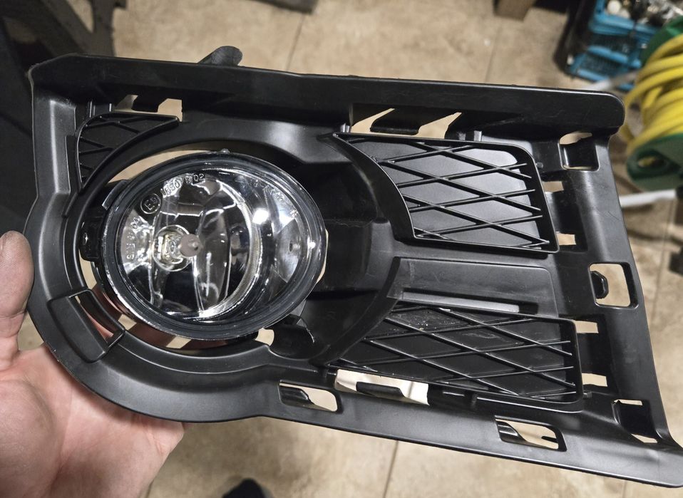 Suport si proiector dreapta Tiguan 1 N5