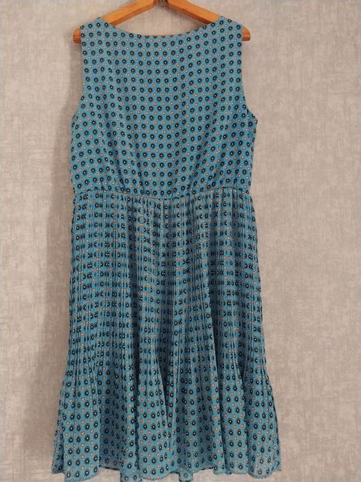 Платье шифоновые.