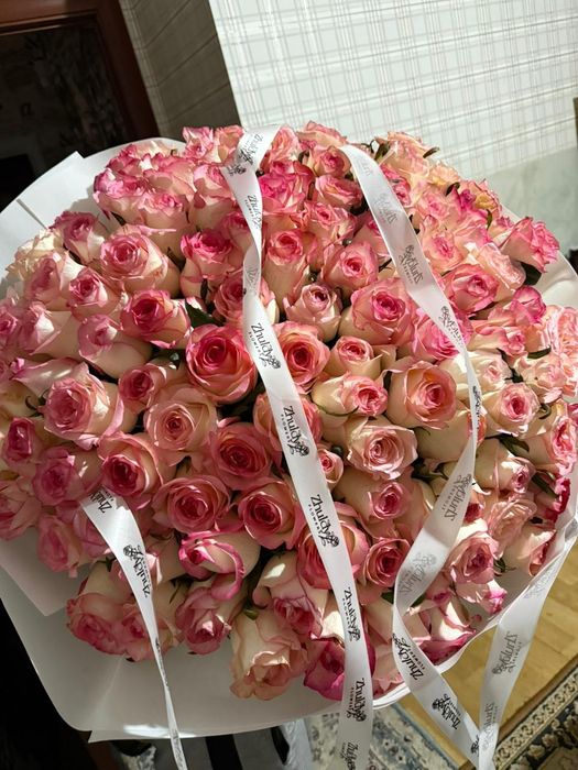 Букет цветы (роза)