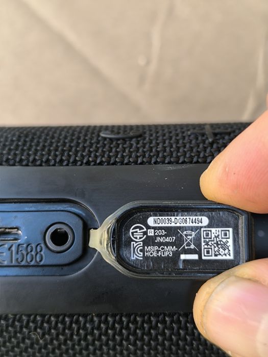 Оригинални преносими тонколони JBL , Loewe, Soni