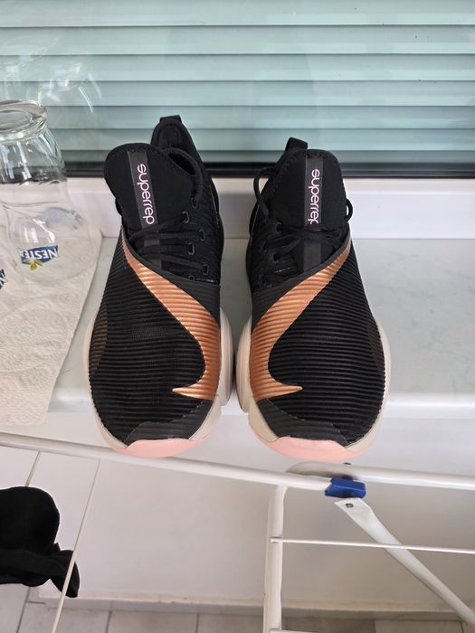 Маратонки NIKE superreb