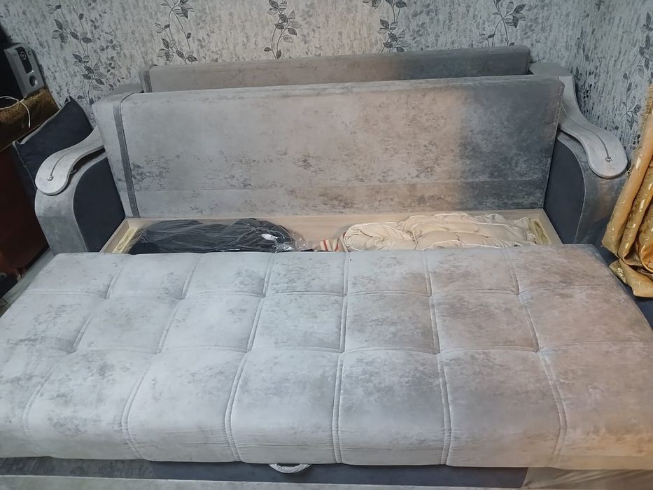 Продам диван с документами