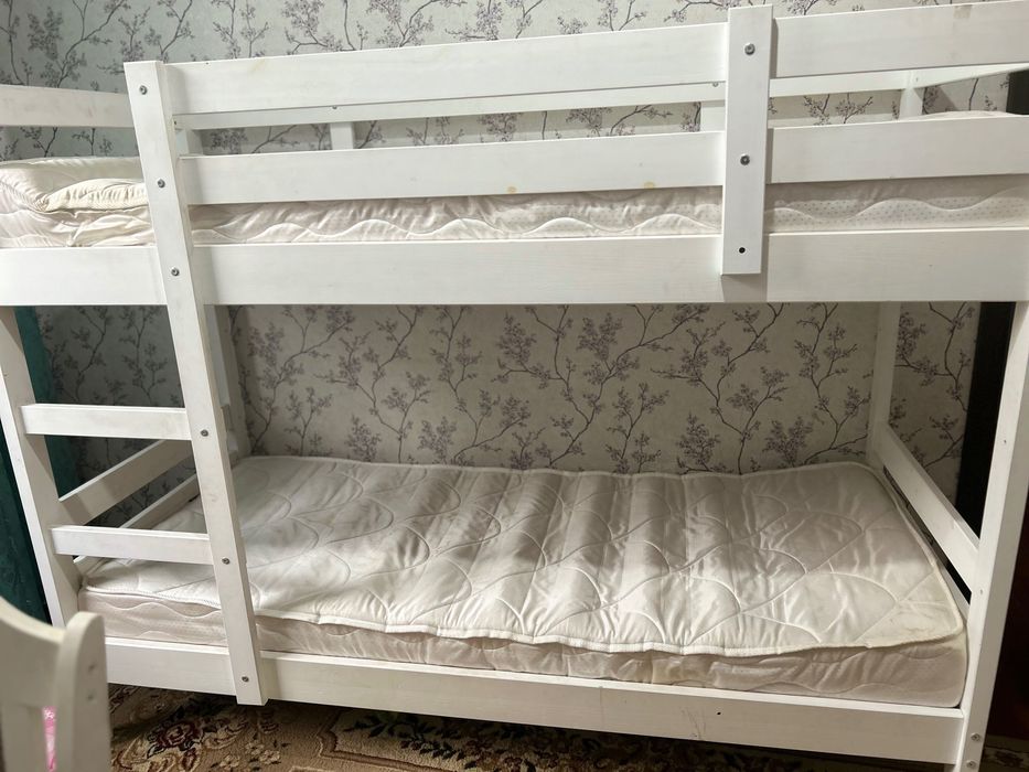 двухярусная кровать , детская