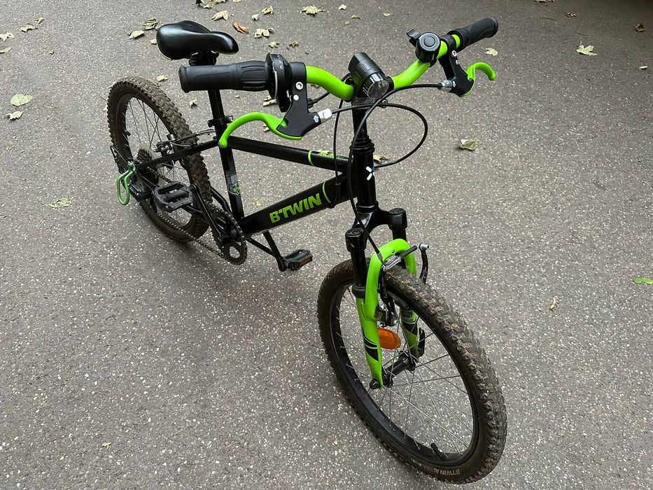 Vând bicicleta BTWIN 20’