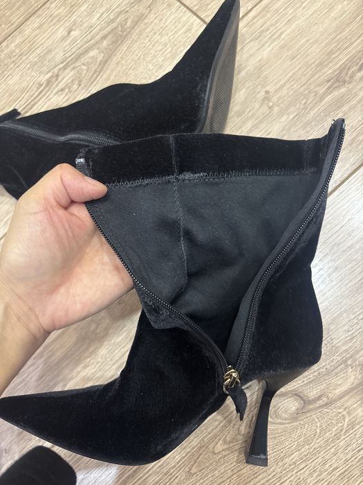 Продам ботильоны 35 р. Zara
