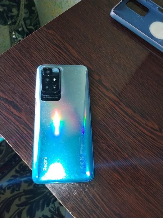 Telfon redmi 10 sotiladi