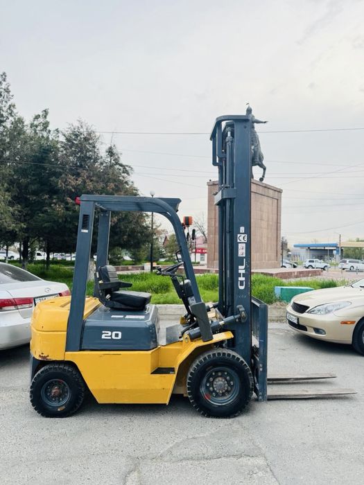 Погрузчик вилочный кара автокара