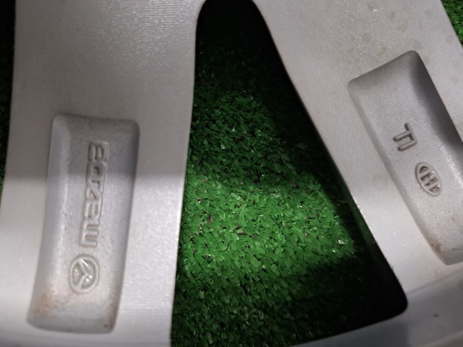 Мазда-18цола-5/114,3-като нови-оригинални