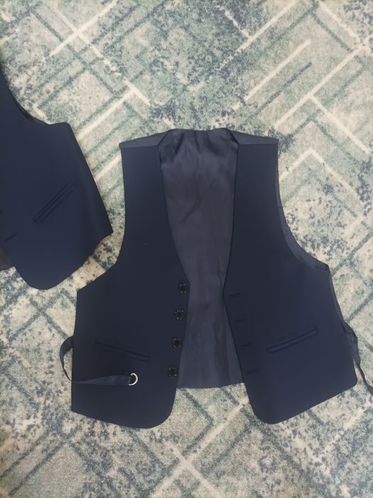 Школьная форма в отличном состоянии