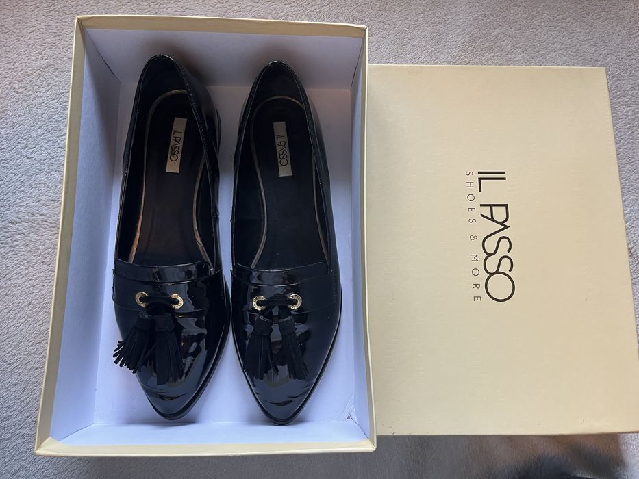 Pantofi balerini IL PASSO ( nu Musette) negri piele lacuita marimea 40