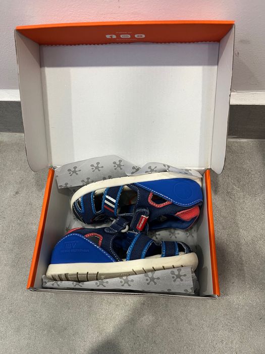 Сандали Biomecanics, номер 23