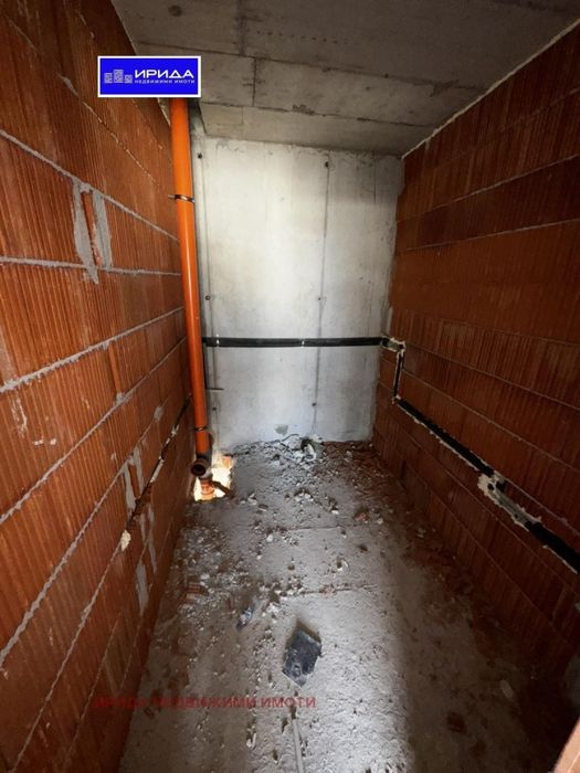 Продава се Двустаен апартамент в София, Люлин 6 - 84 кв.м за 2043 €/кв.м - Снимка #5