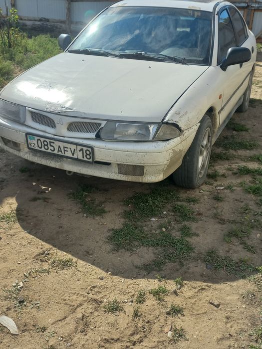 Mitsubishi carisma