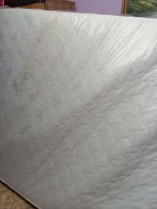 Продам матрас новый