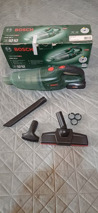 Aspirator cu acumulator marca Bosch